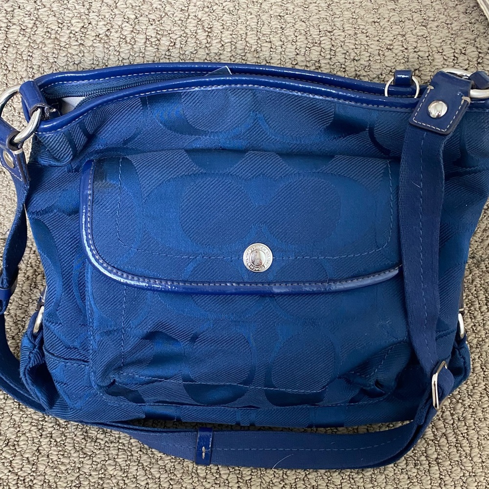 Coach daisey sigature crossbody